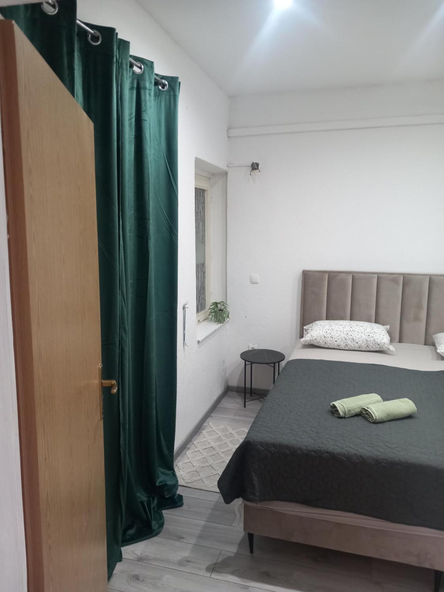 Apartmani Goga Biograd Na Moru Exterior foto